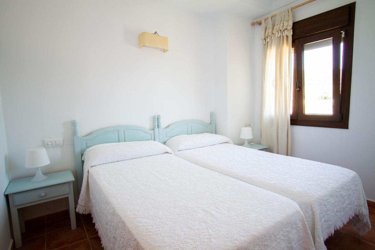 Apartamentos Turisticos Trajano Bolonia Buitenkant foto