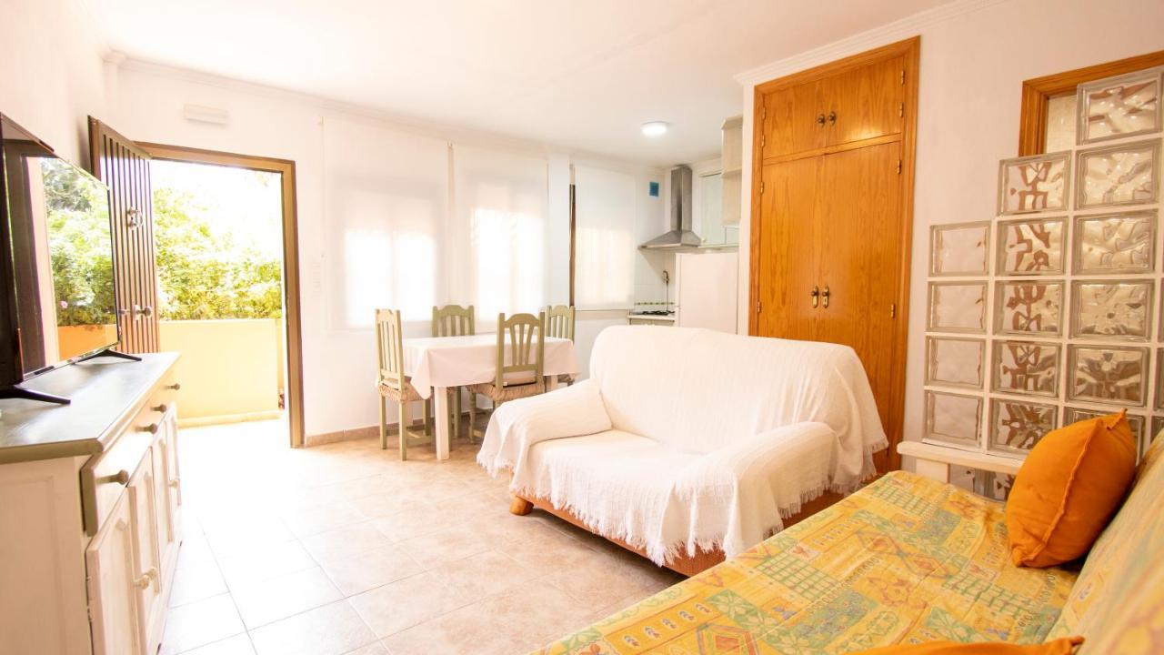 Apartamentos Turisticos Trajano Bolonia Buitenkant foto