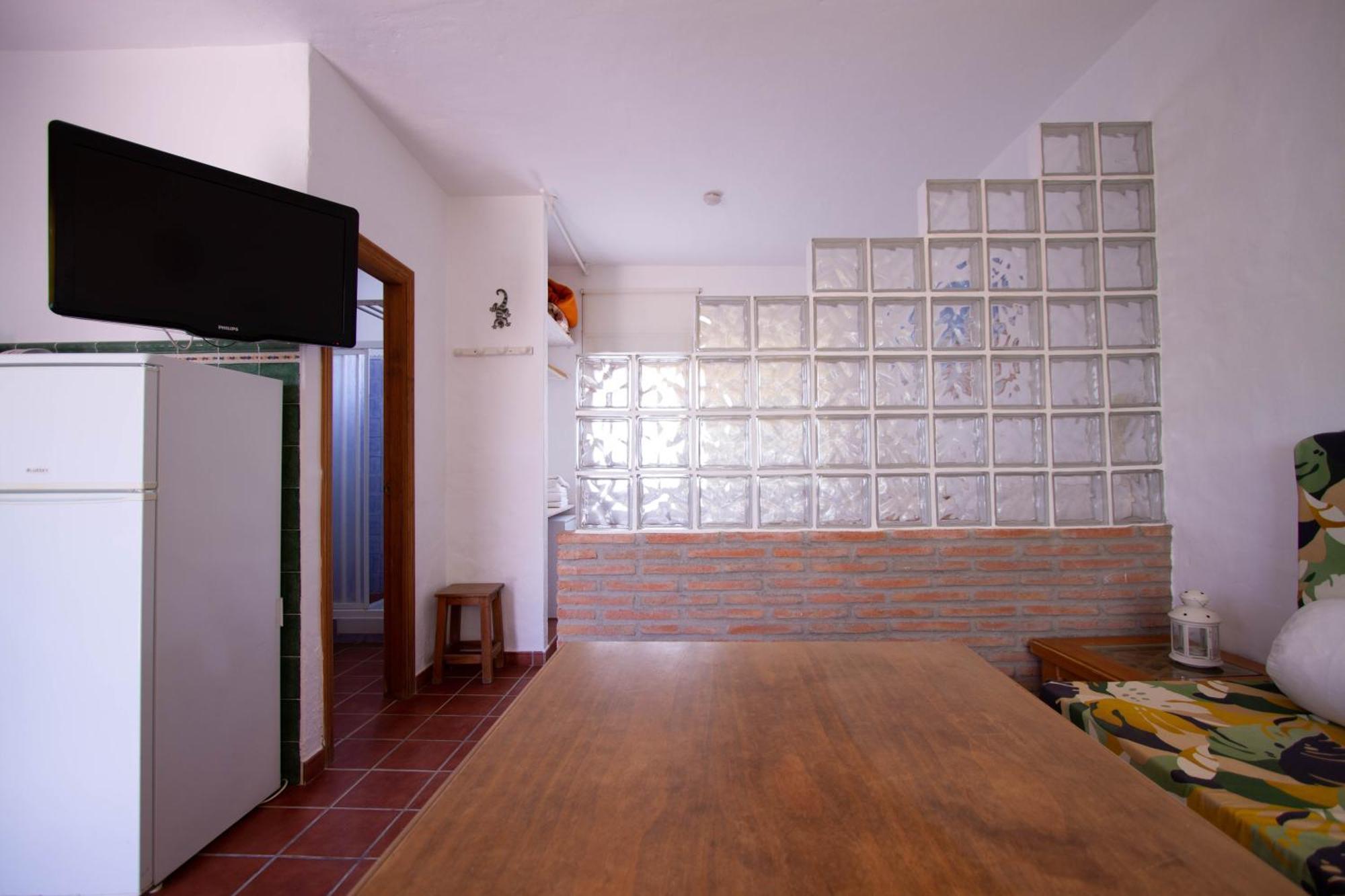 Apartamentos Turisticos Trajano Bolonia Buitenkant foto
