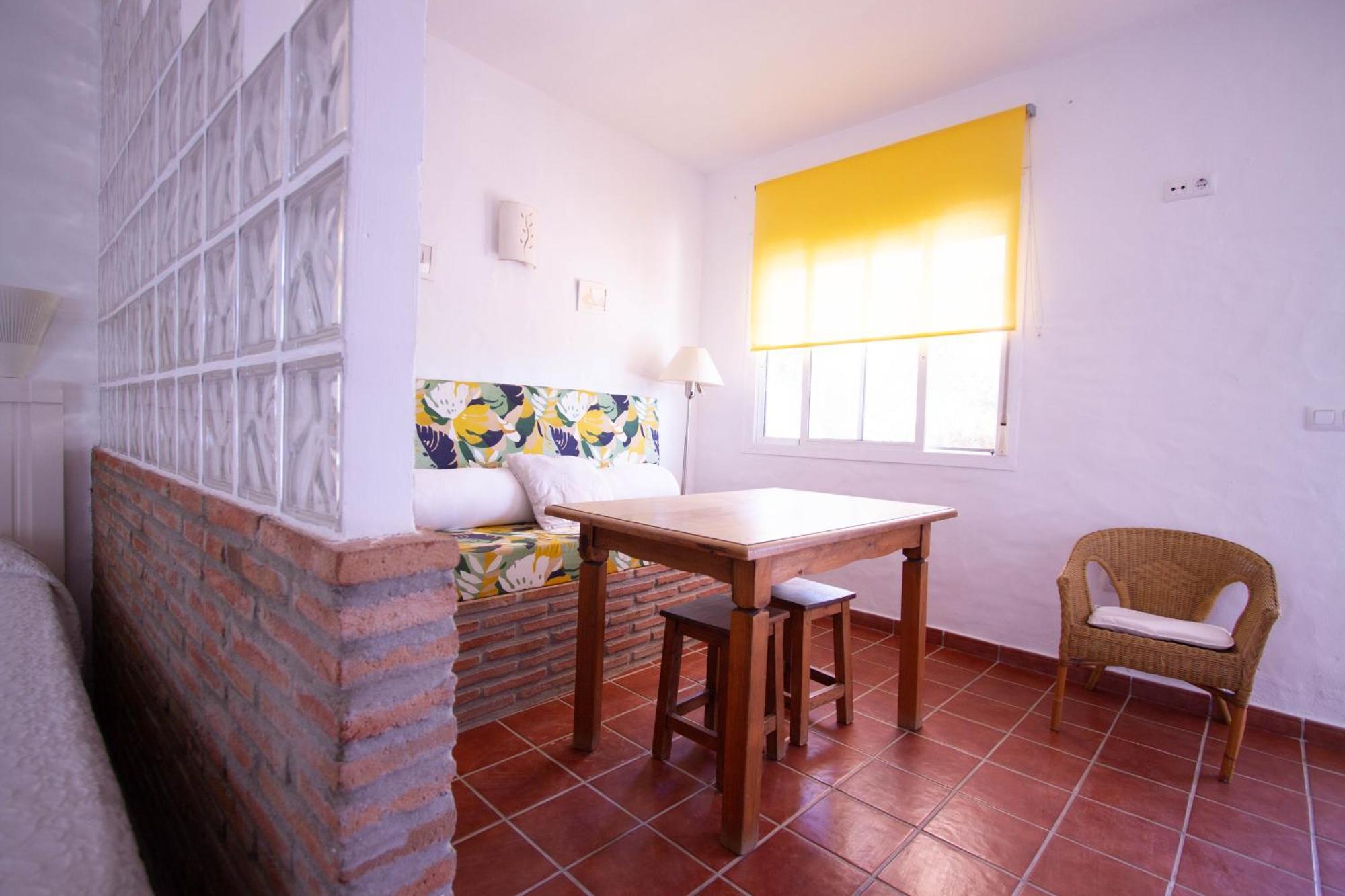 Apartamentos Turisticos Trajano Bolonia Buitenkant foto