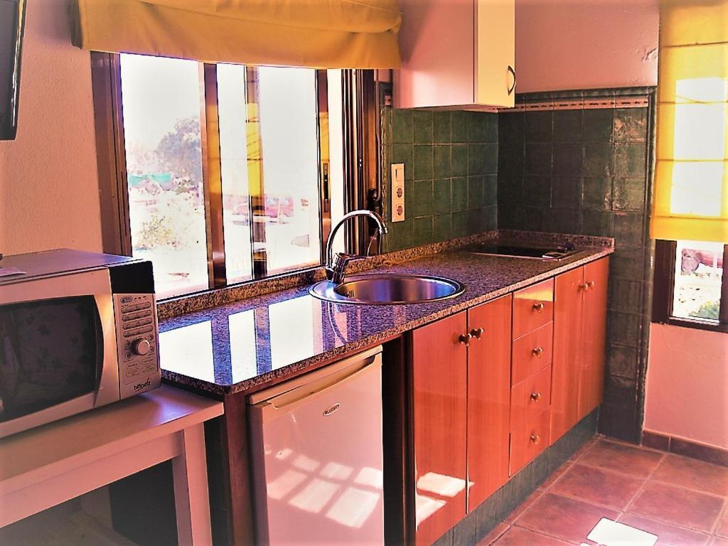 Apartamentos Turisticos Trajano Bolonia Buitenkant foto