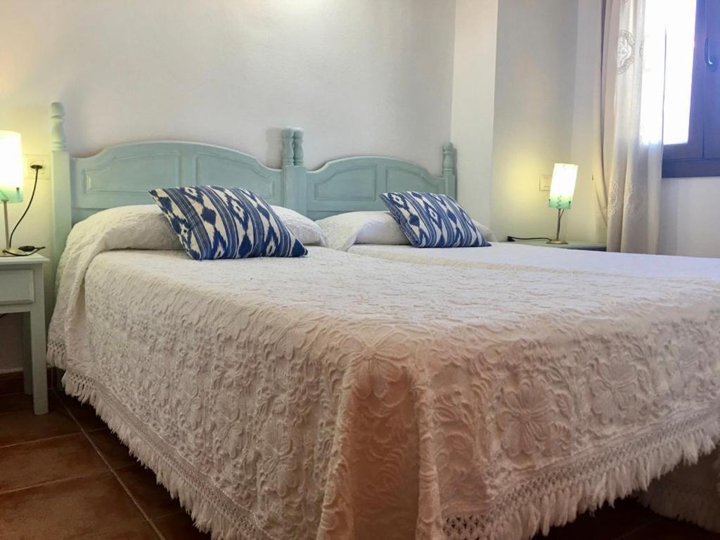 Apartamentos Turisticos Trajano Bolonia Buitenkant foto