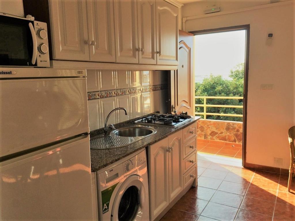 Apartamentos Turisticos Trajano Bolonia Buitenkant foto